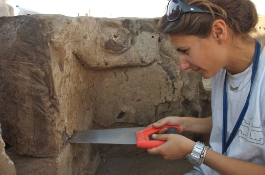 Lifting the plastered bear relief at Catalhoyuk